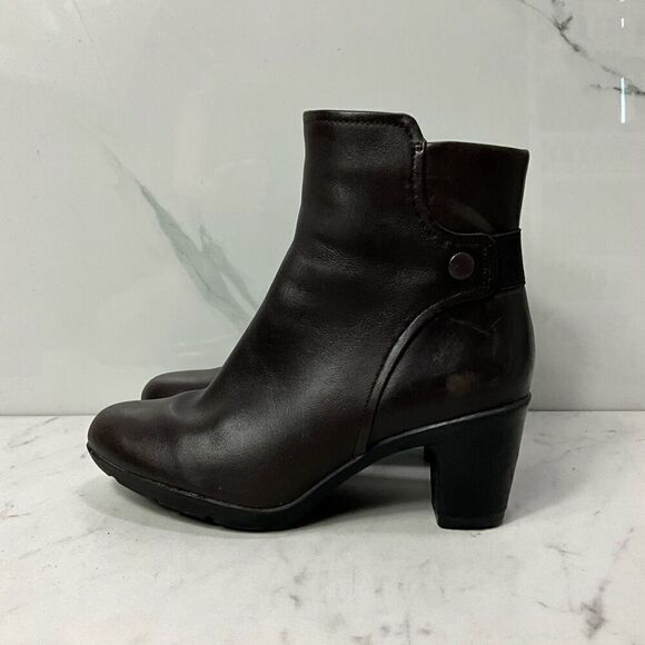 CLARKS Brown Leather Ankle Heel Booties - Picture 3 of 8